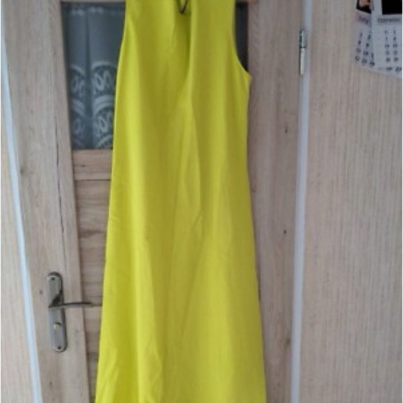 Zara Neon Yellow Dress - Picture 2 of 11